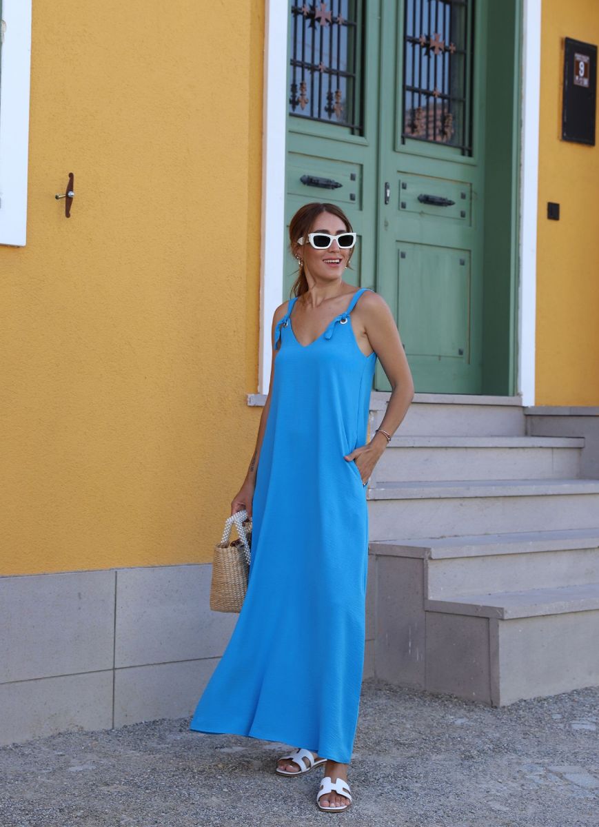 Mavi Ön Arka V Yaka Askısı Bağlama Detay Elbise   resmi