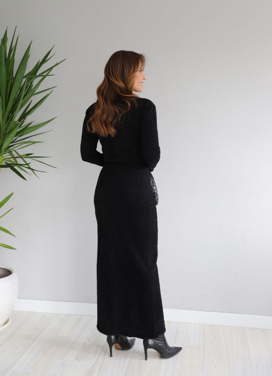 Siyah Yırtmaç Detay Uzun Yumoş Elbise   resmi